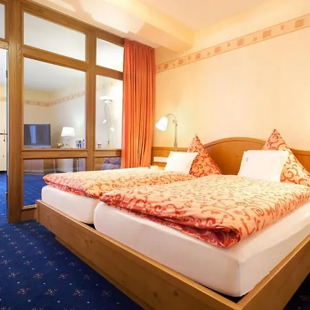 Goebel 3*
