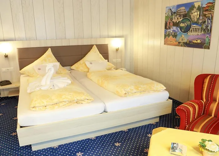 호텔 Goebel Garni 3*